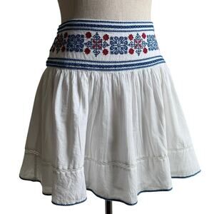 Sunday Best Aritzia Boho Embroidered Cotton Mini Skirt White Size 0